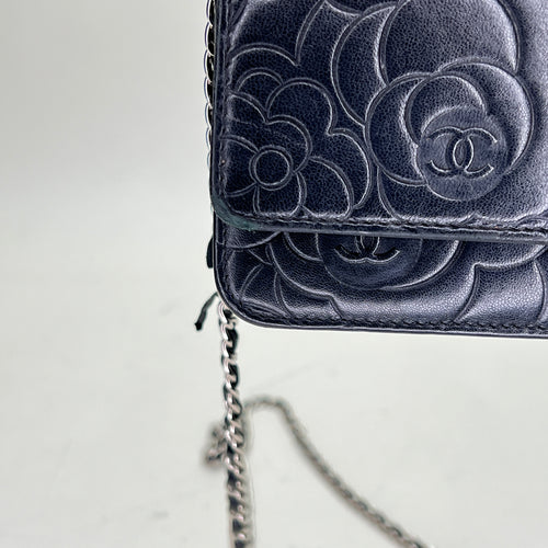 Camellia Black Wallet on Chain in Lambskin, Silver hardware