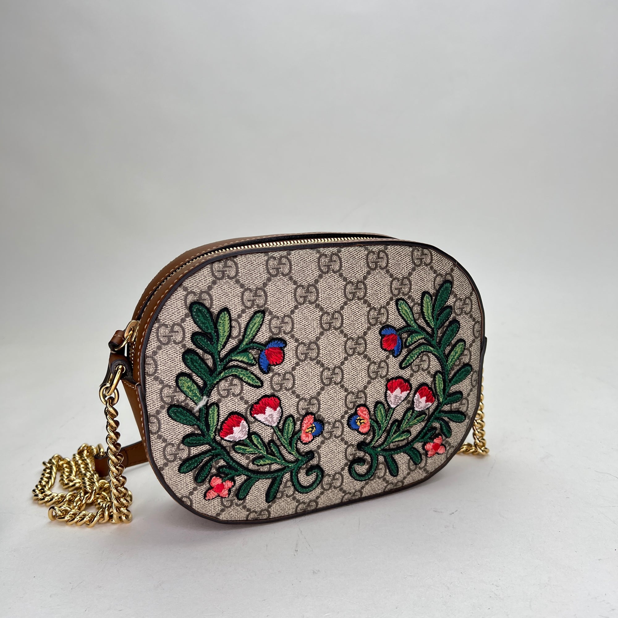 GG Supreme Floral Embroidery Brown Crossbody Bag in Coated Canvas, Gold hardware