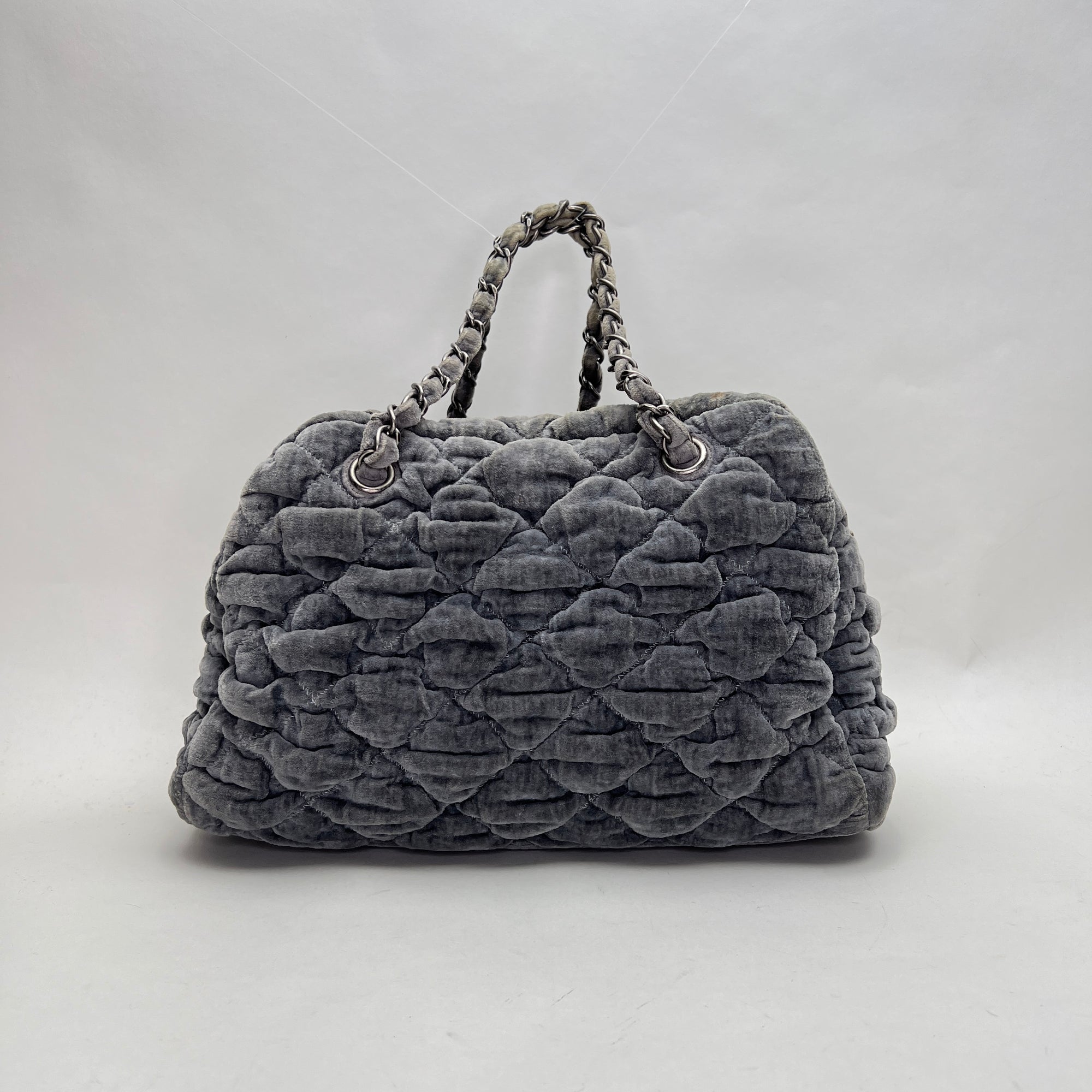 Quilted Grey Shoulder Bag in Velvet, Silver hardware