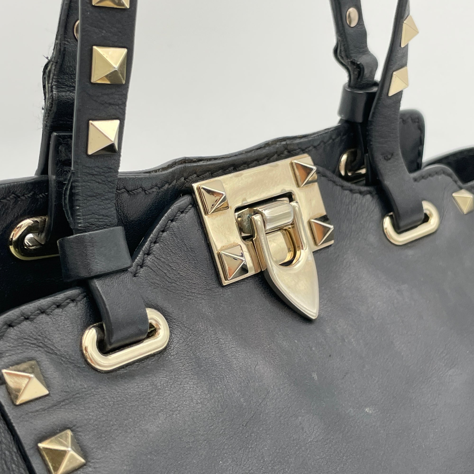 Rockstud Black Top Handle Bag in Calfskin, Silver hardware