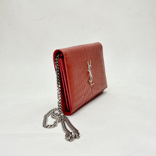 Kate Pink Wallet on Chain in Crocodile Embossed Calfskin, Gold hardware