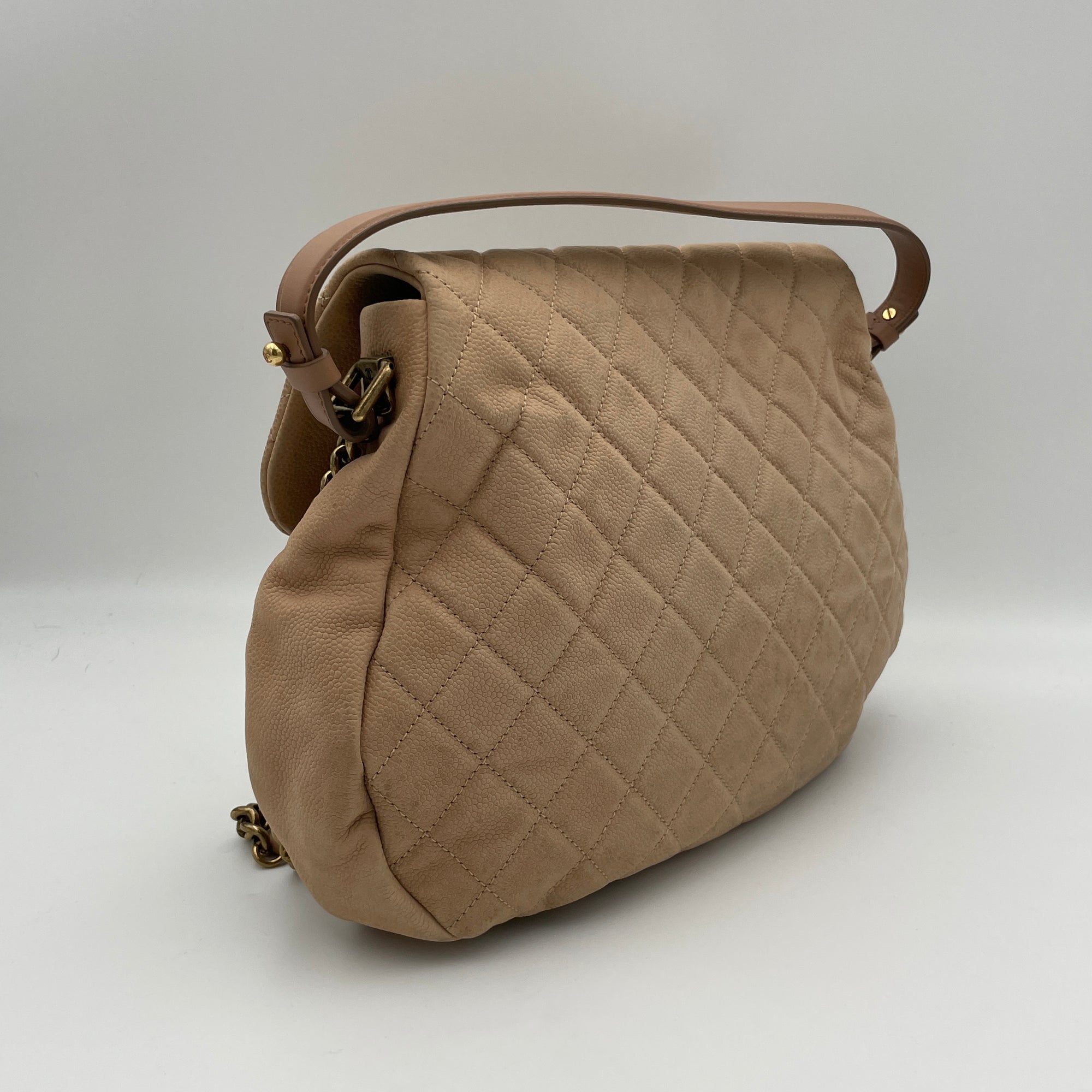 Flap Bag Beige Shoulder Bag in Lambskin, Gold hardware