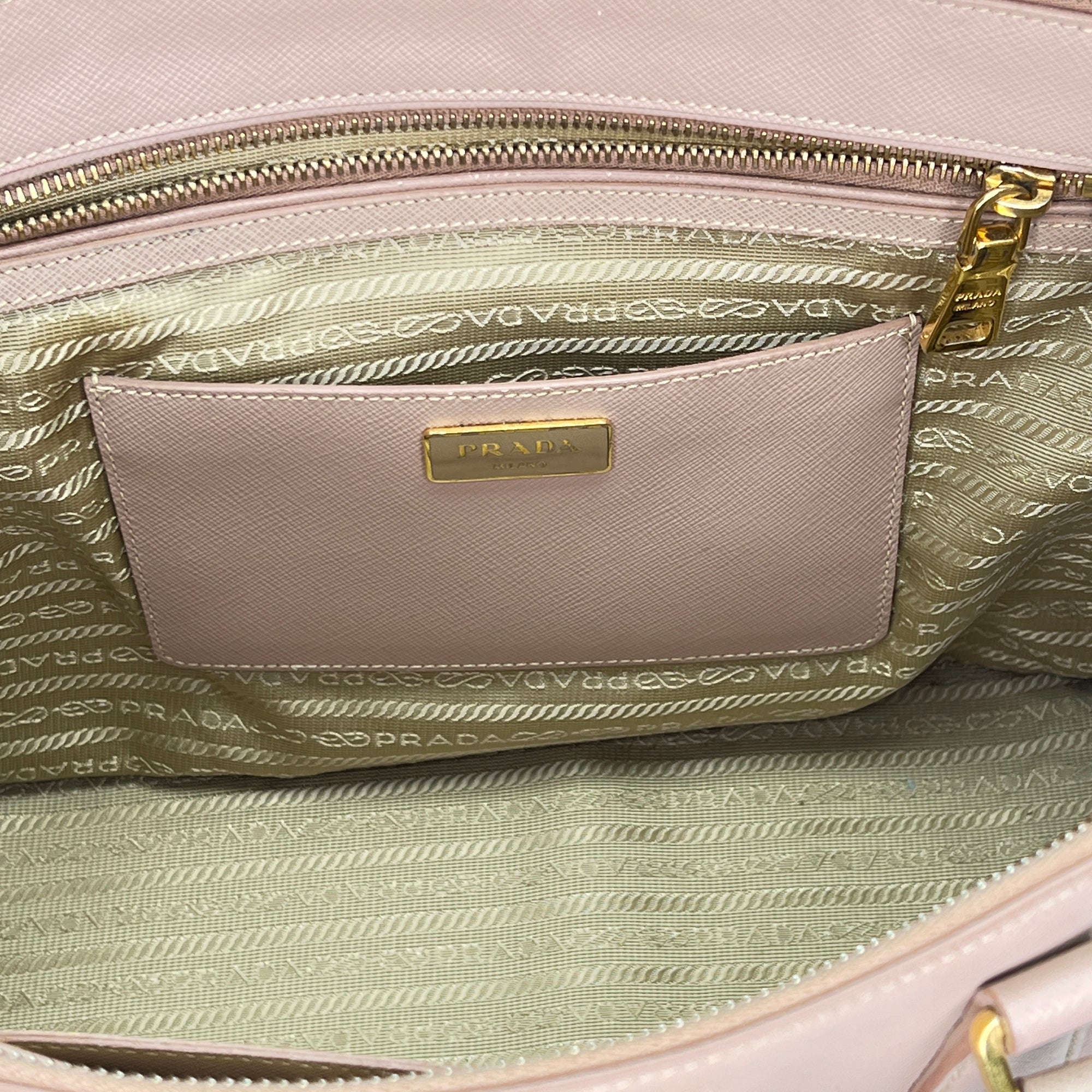 Galleria Large Pink Top Handle Bag in Saffiano Leather, Gold hardware