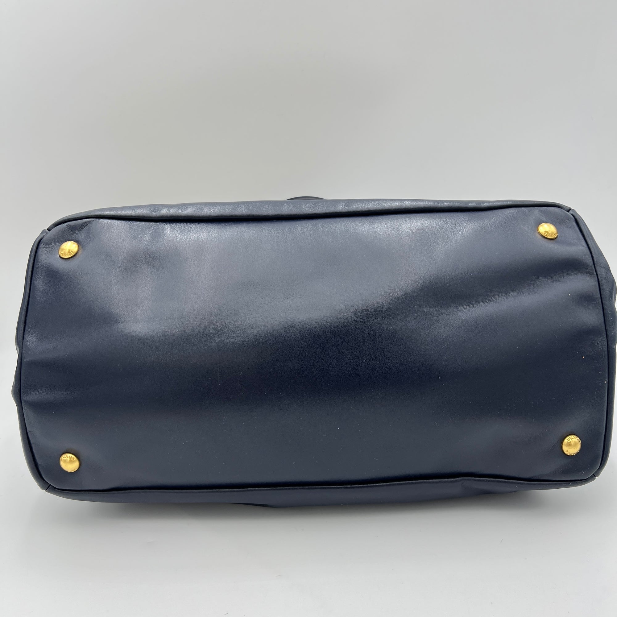 Vitello Shine Navy Top Handle Bag in Calfskin, Gold hardware