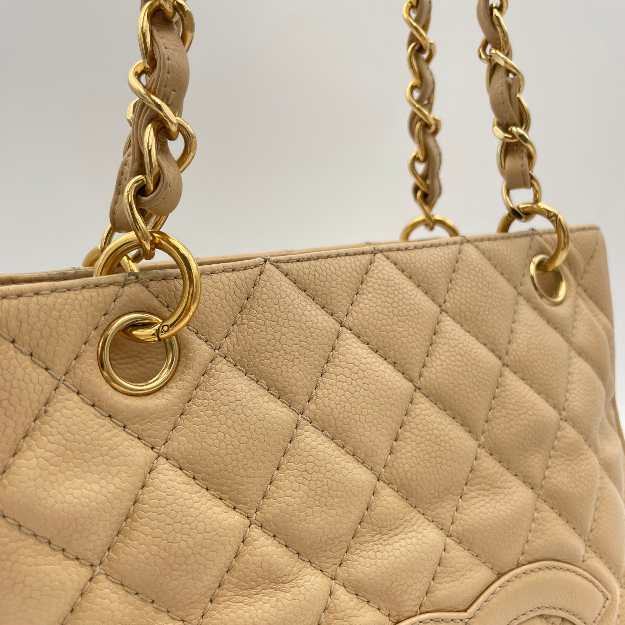 Pst Petite Beige Tote Bag in Caviar Leather, Gold hardware