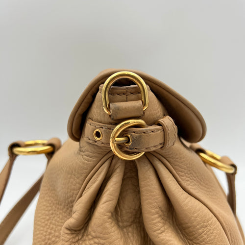 Vitello Twist Lock Beige Top Handle Bag in Calfskin, Gold hardware