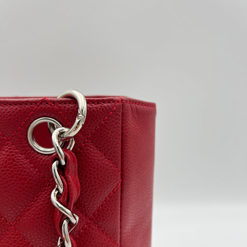 PST Petite Shopping Red Tote Bag in Caviar Leather, Silver hardware