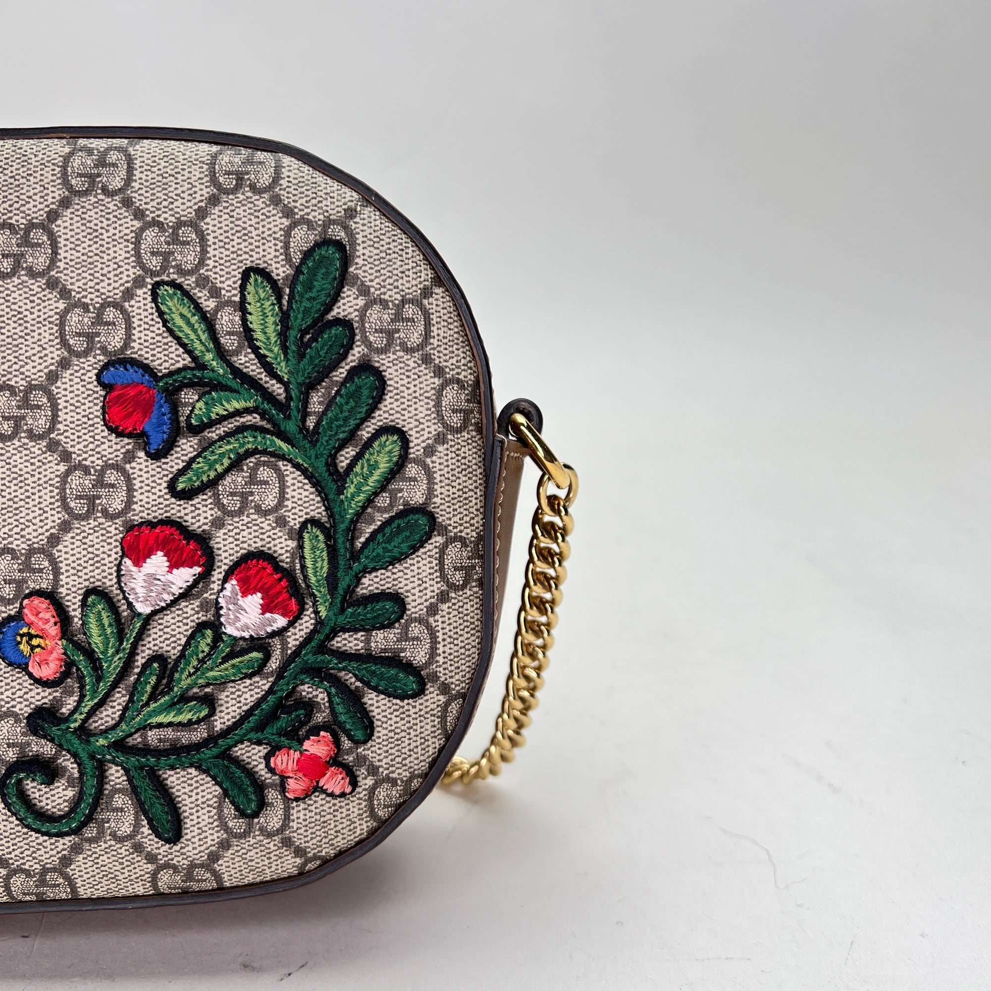 GG Supreme Floral Embroidery Brown Crossbody Bag in Coated Canvas, Gold hardware