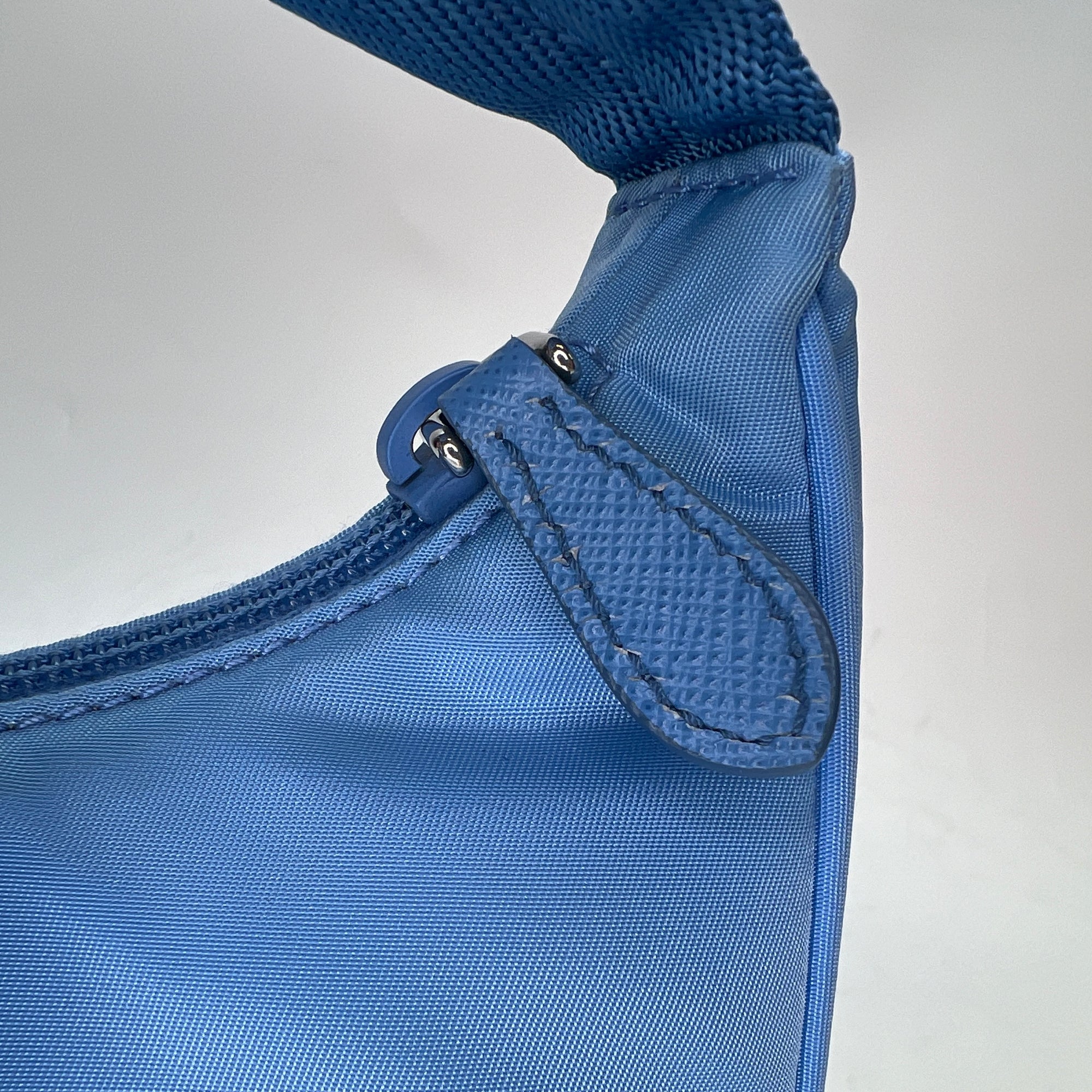 Re-Edition 2000 Blue Shoulder Bag in Re-Nylon, Silver hardware