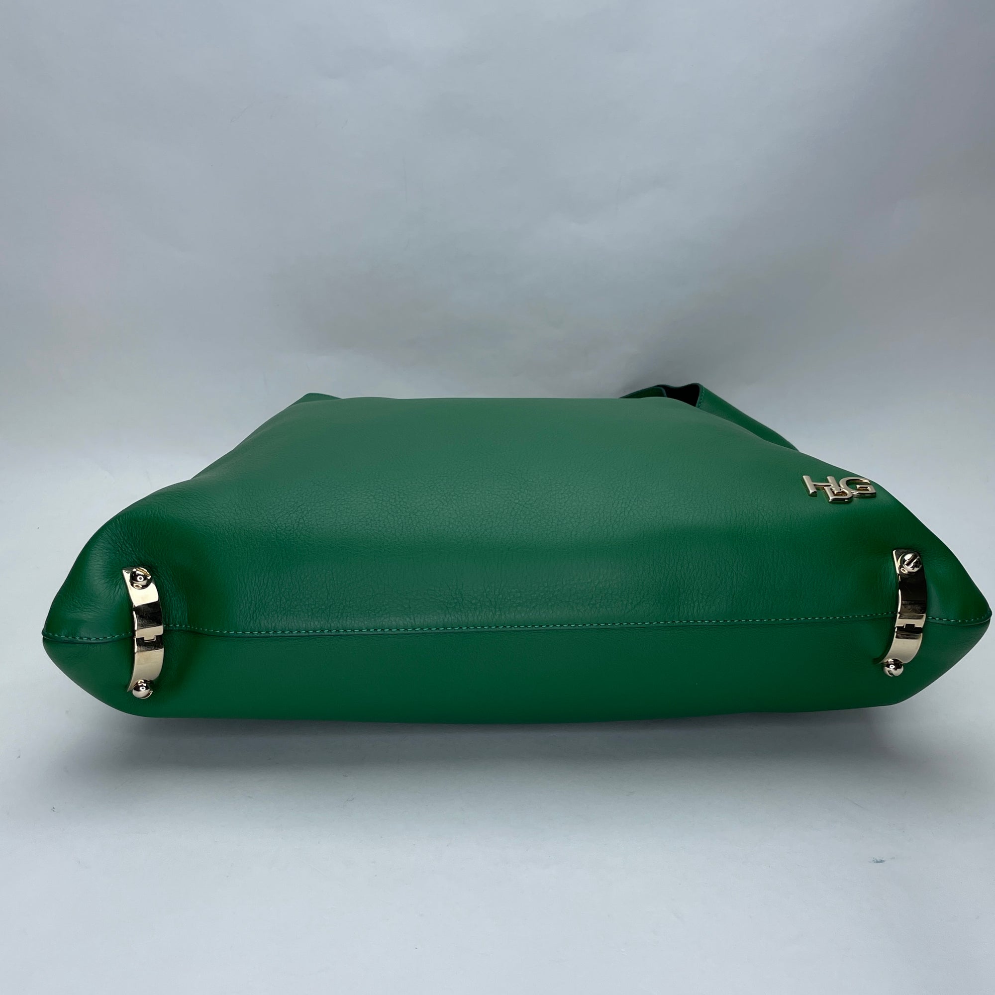 HDG Hobo Green Shoulder Bag in Calfskin, Gold hardware