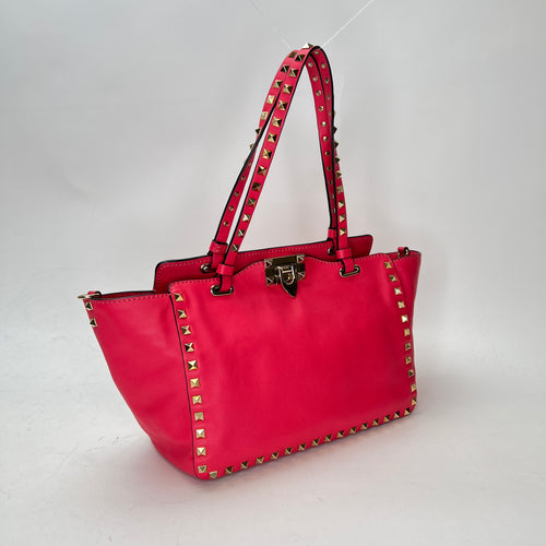 Rockstud Pink Top Handle Bag in Calfskin, Gold hardware