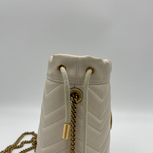 Marmont White Bucket Bag in Calfskin, Gold hardware