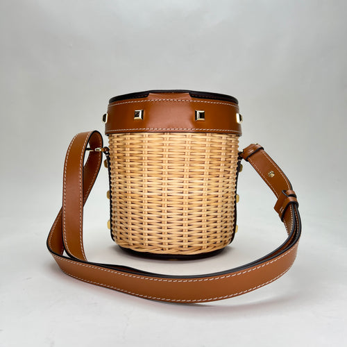 Gancini Brown Bucket Bag in Raffia, Gold hardware