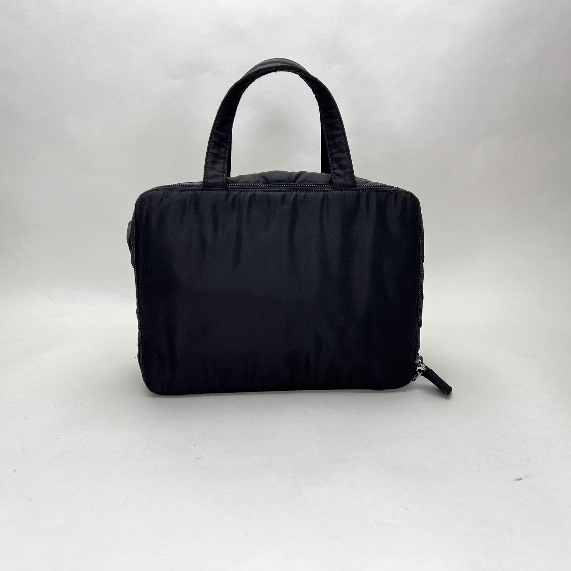 Travel Cosmetic Black Top Handle Bag in Nylon, Silver hardware