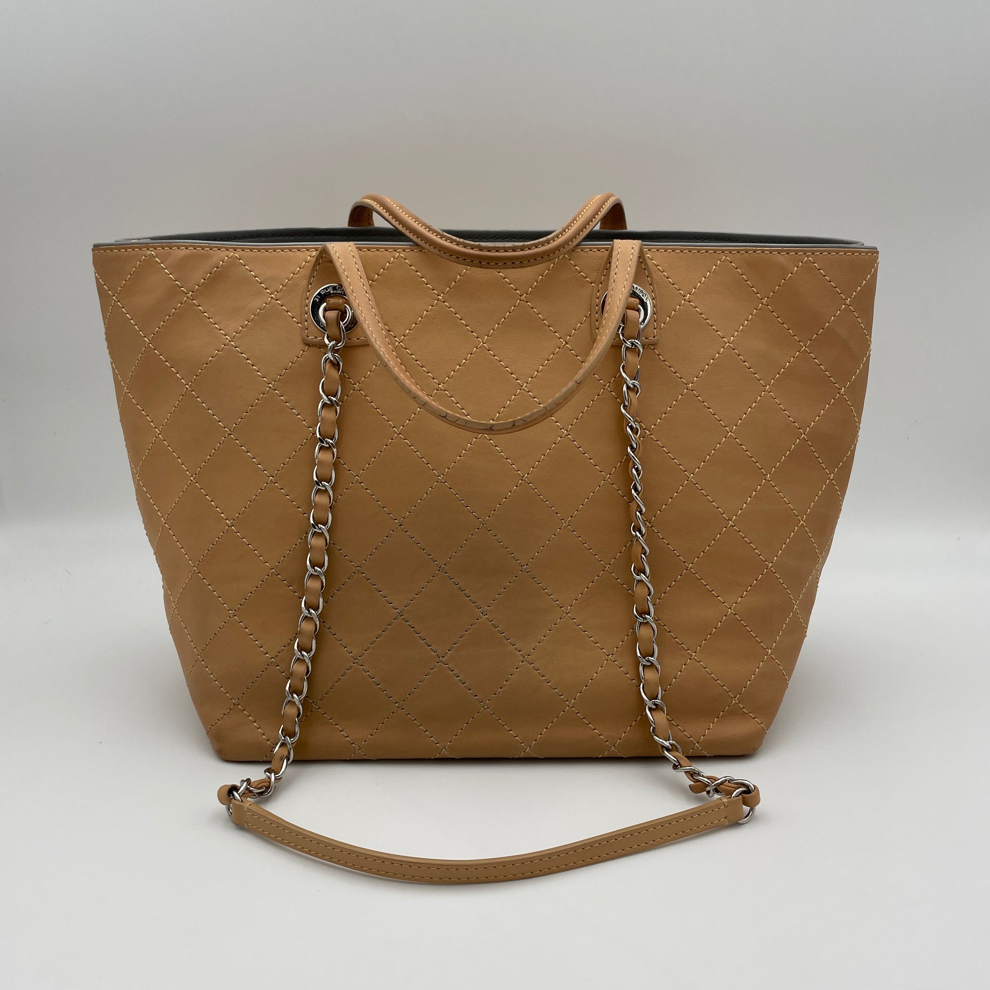 CC Quilted Shopping Tote Beige Tote Bag in Calfskin, Silver hardware