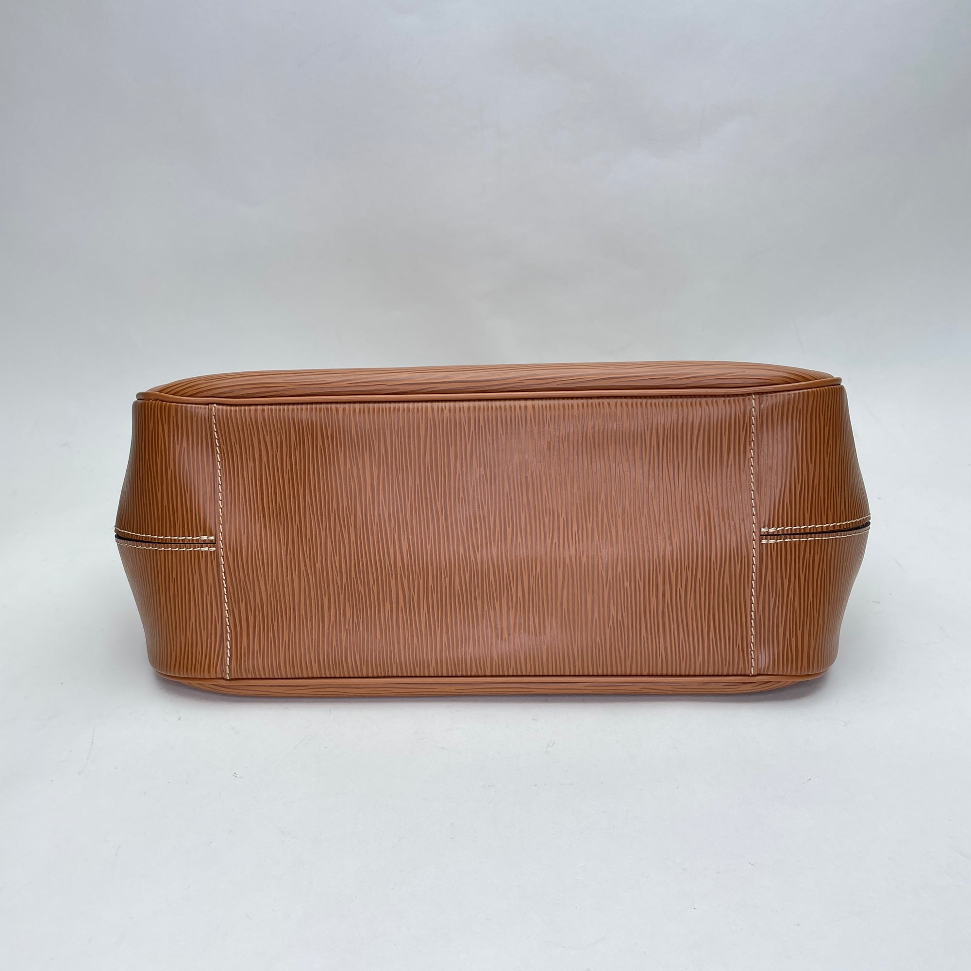 Passy PM Brown Top Handle Bag in Epi Leather, Silver hardware