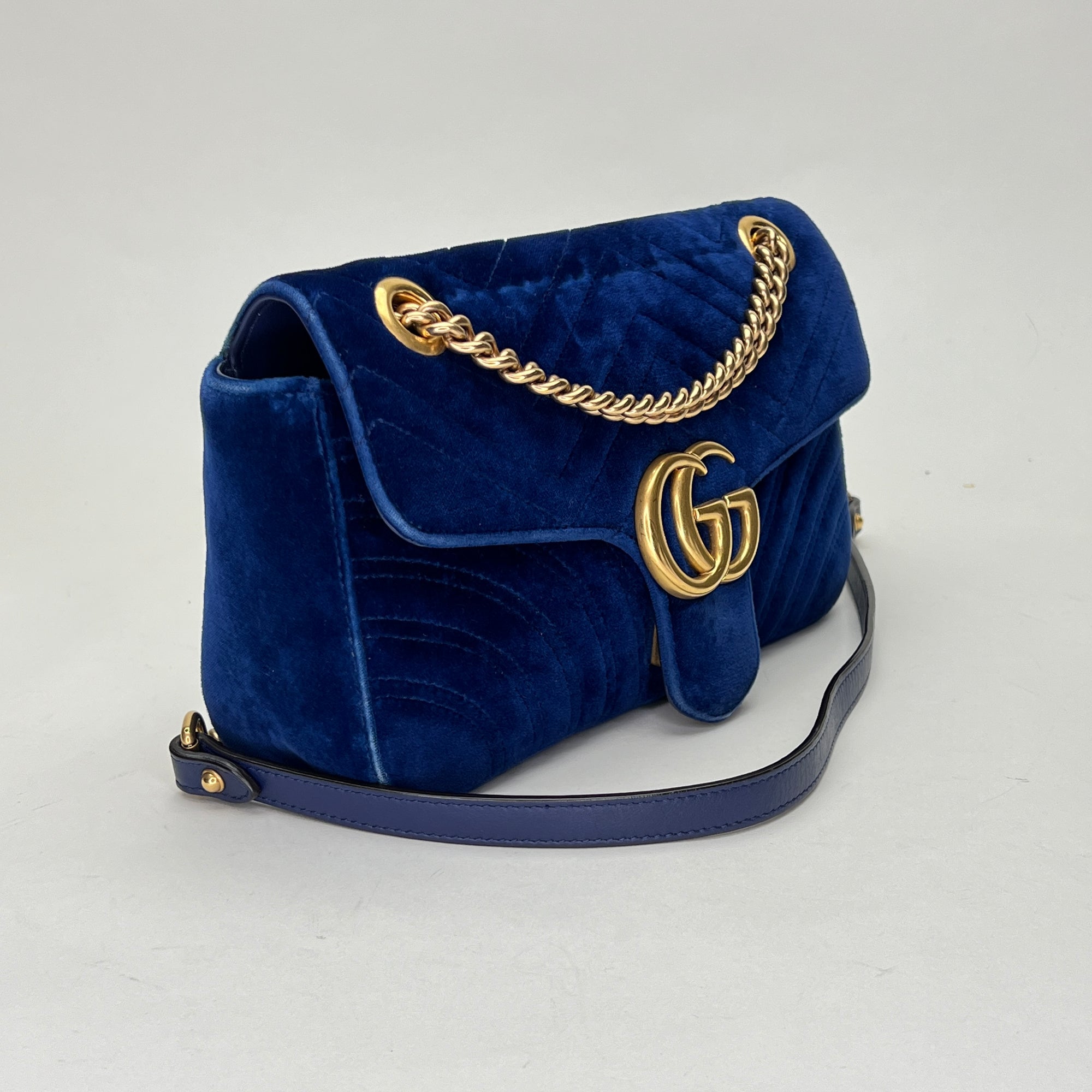 Marmont Small Blue Shoulder Bag in Velvet, Gold hardware