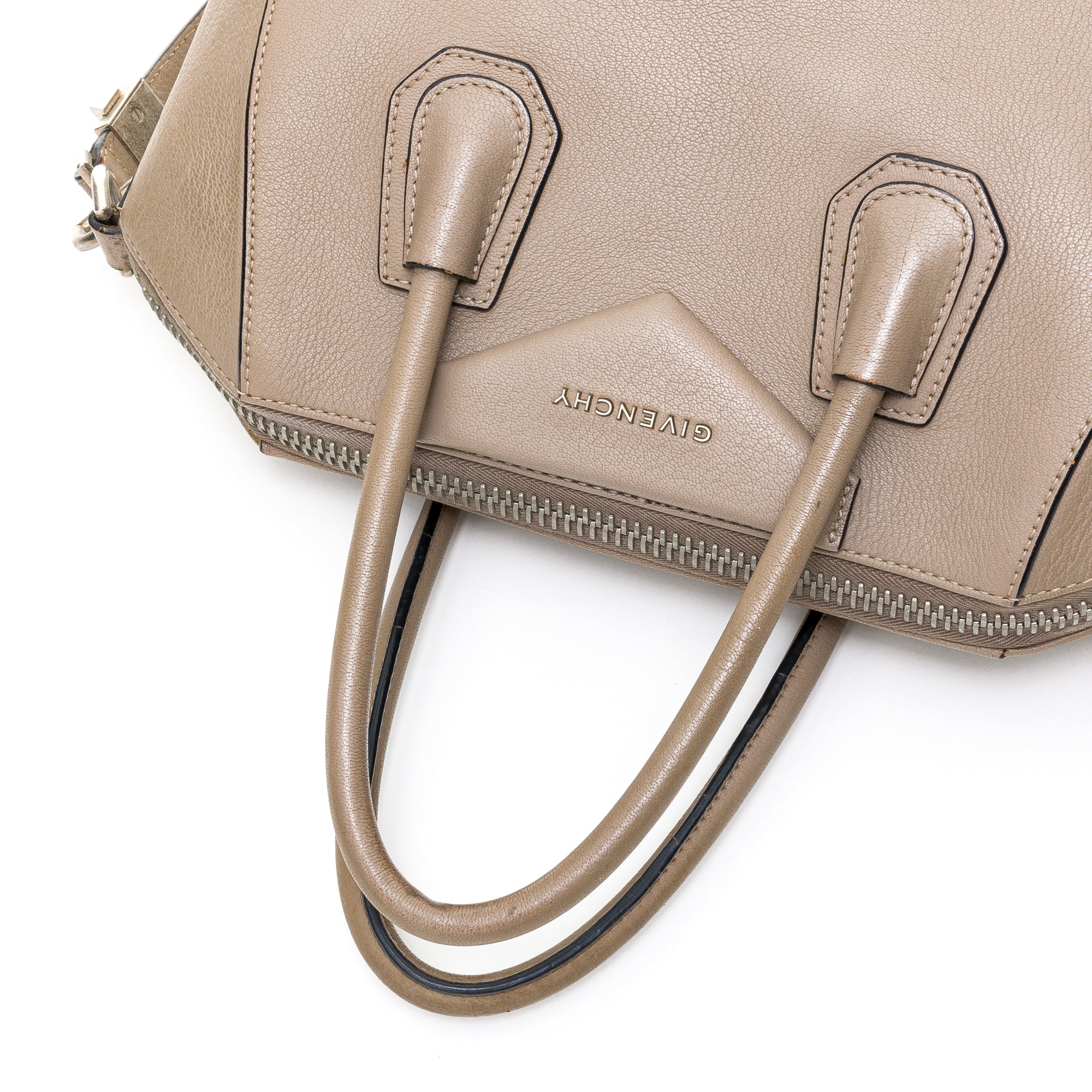 Antigona Small Brown Top Handle Bag in Goat Leather, Silver hardware