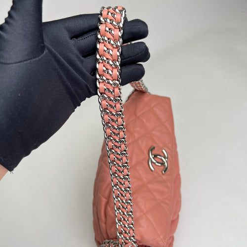 Chain Around Hobo Pink Shoulder Bag in Calfskin, Silver hardware