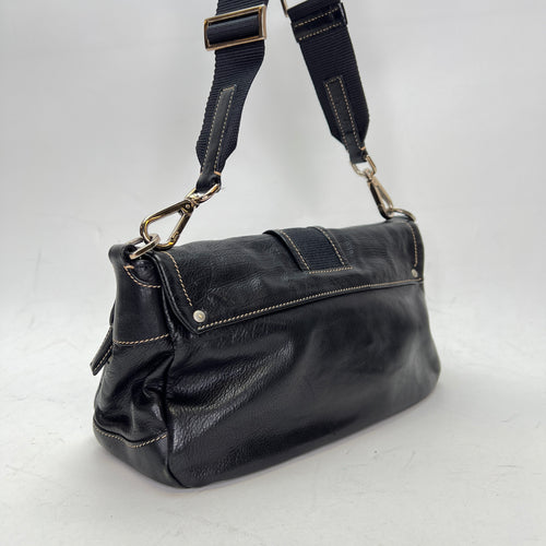 Buckle Flap Black Shoulder Bag in Calfskin, Silver hardware