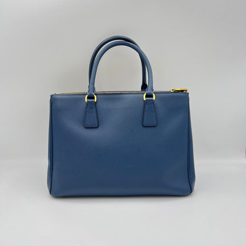 Galleria Large Blue Top Handle Bag in Saffiano Leather, Gold hardware