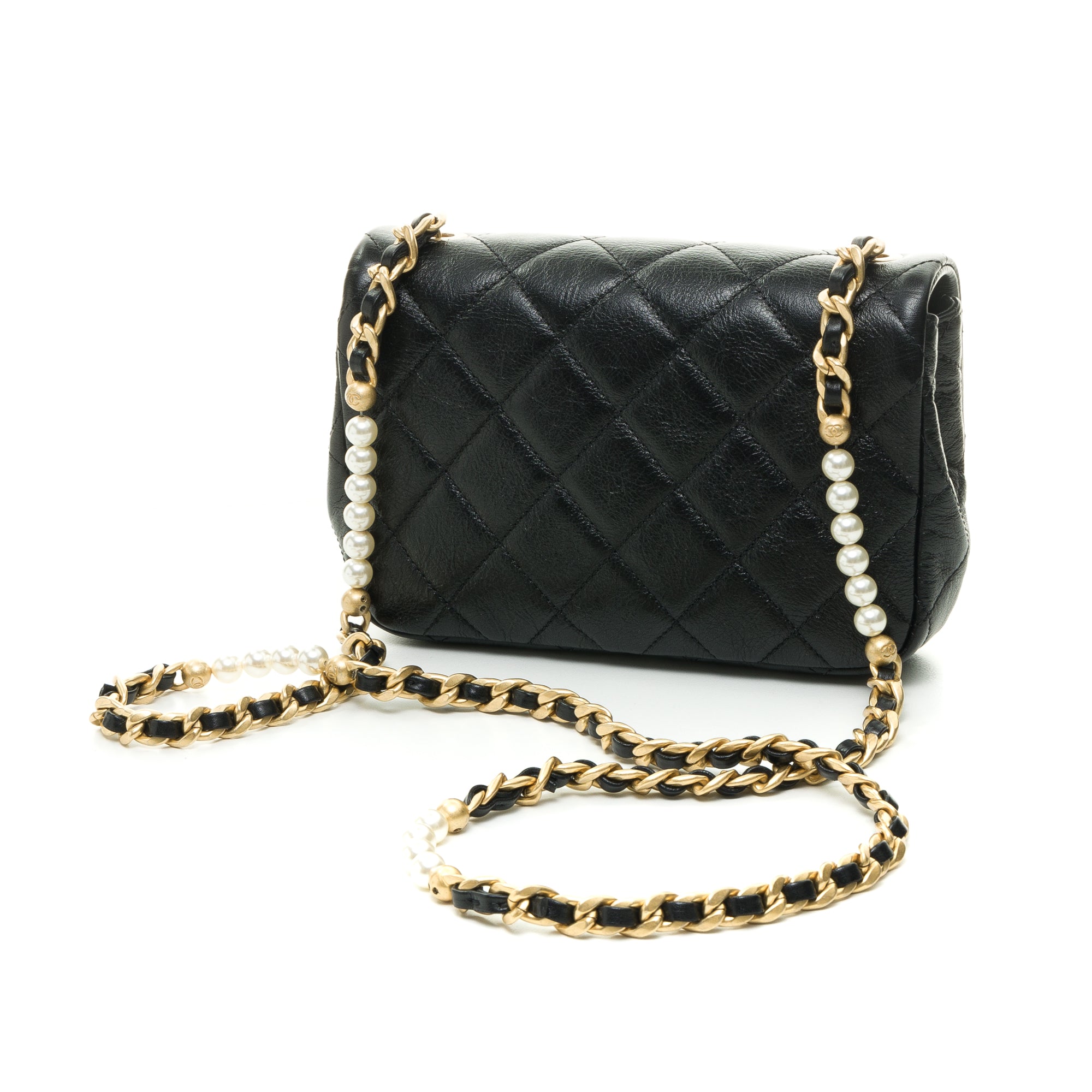 Single Flap Pearl Mini Black Crossbody Bag in Calfskin, Gold hardware