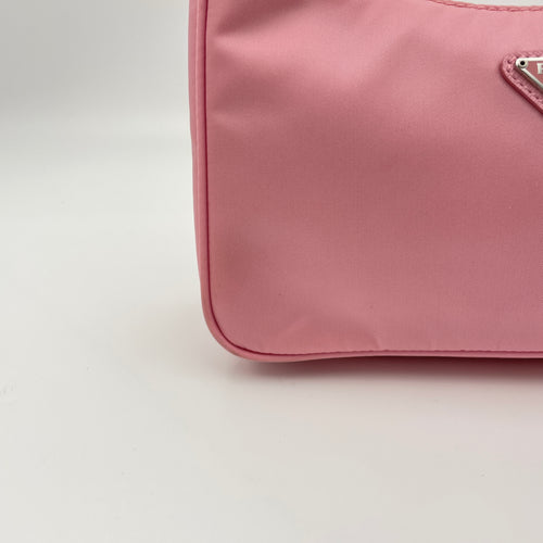 Re-Edition 2000 Pink Shoulder Bag in Re-Nylon, Silver hardware