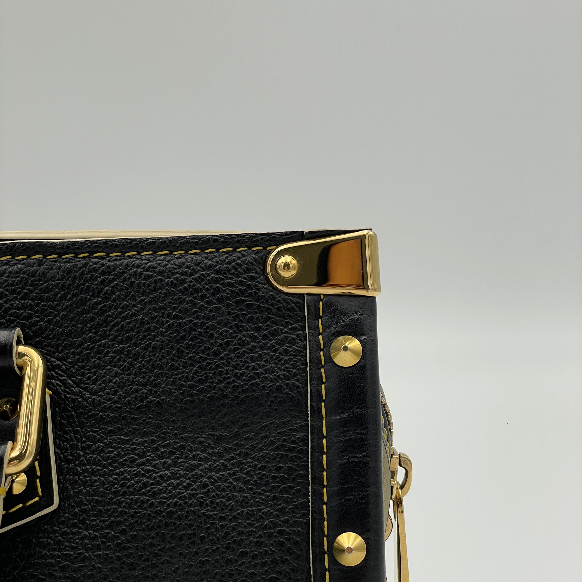 Suhali L'Epanoui PM Black Top Handle Bag in Calfskin, Gold hardware