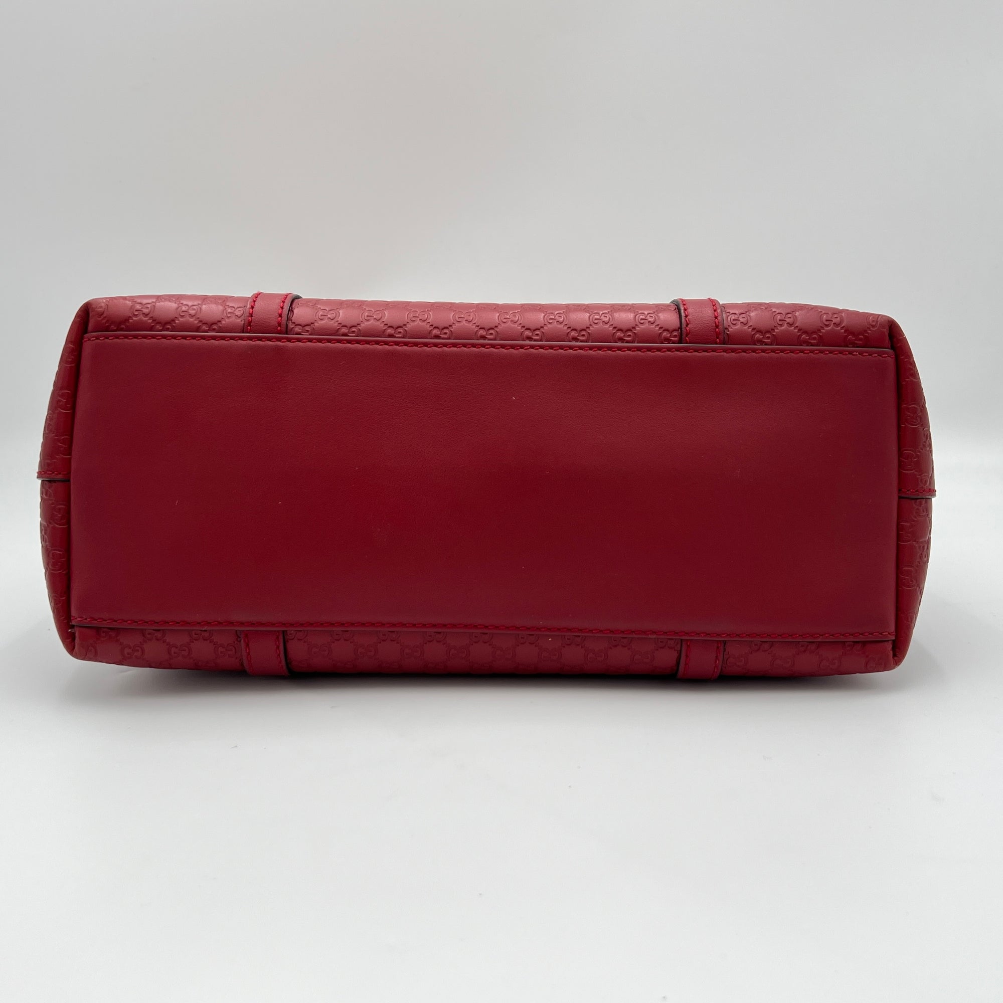 Guccissima Red Top Handle Bag in Calfskin, Gold hardware