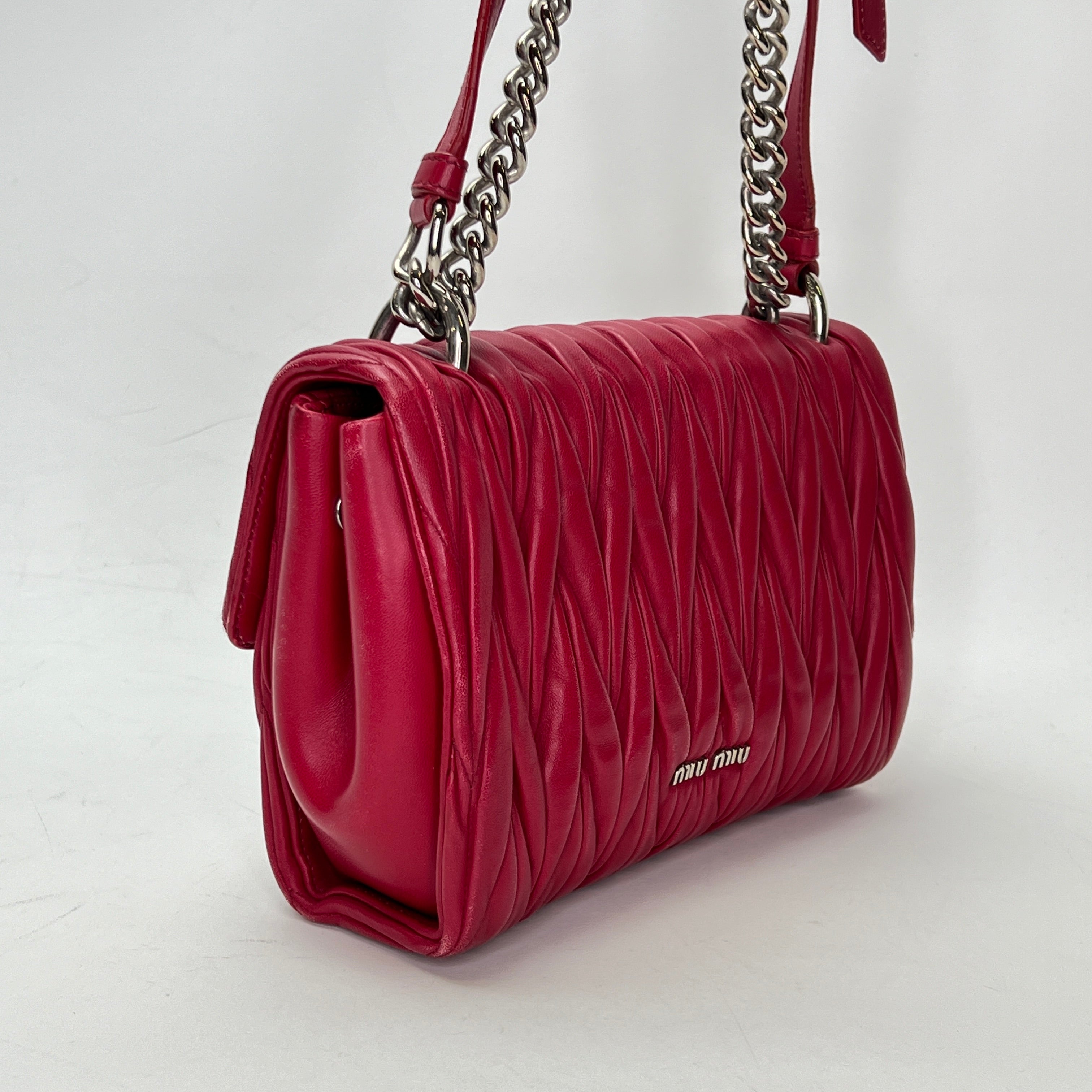 Matelasse Flap Crossbody bag in Lambskin Silver Hardware