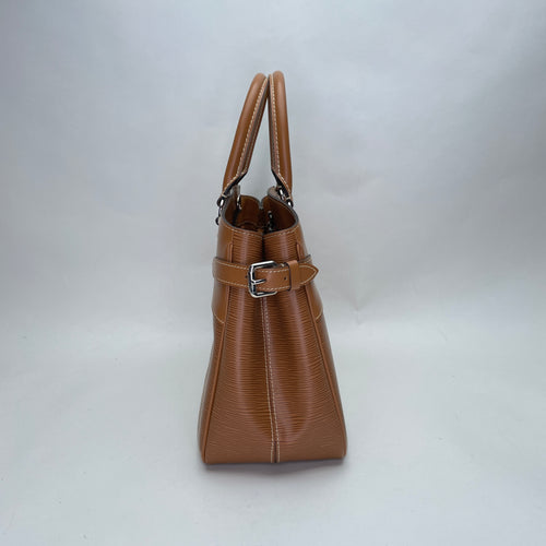 Passy PM Brown Top Handle Bag in Epi Leather, Silver hardware