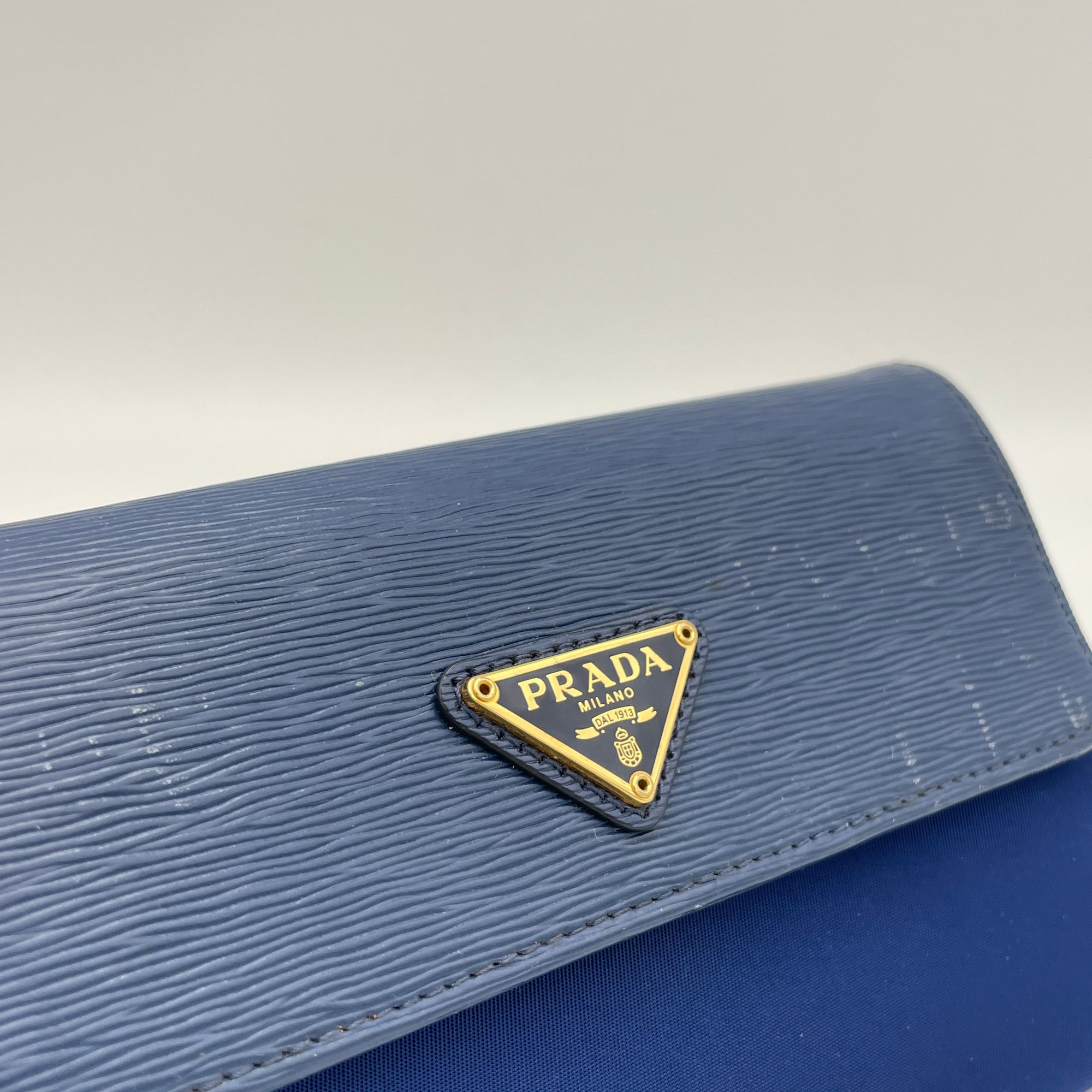 Logo Plaque Flap Blue Wallet in Nylon, Gold hardware