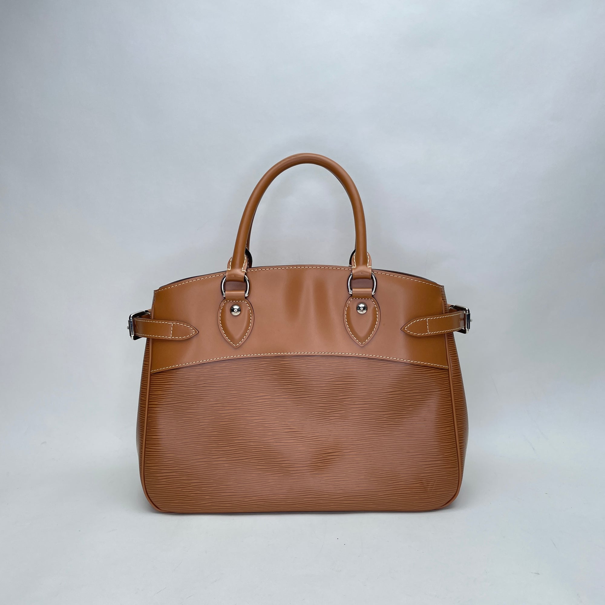 Passy PM Brown Top Handle Bag in Epi Leather, Silver hardware