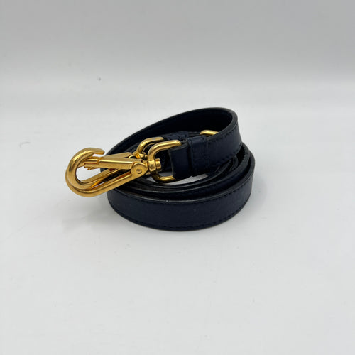 Vitello Shine Navy Top Handle Bag in Calfskin, Gold hardware