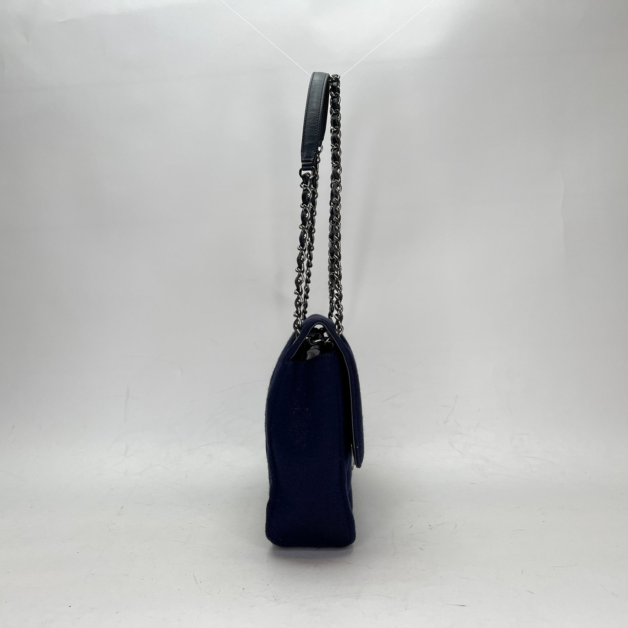 Chic With Me Navy Shoulder Bag in Jersey, Gunmetal hardware