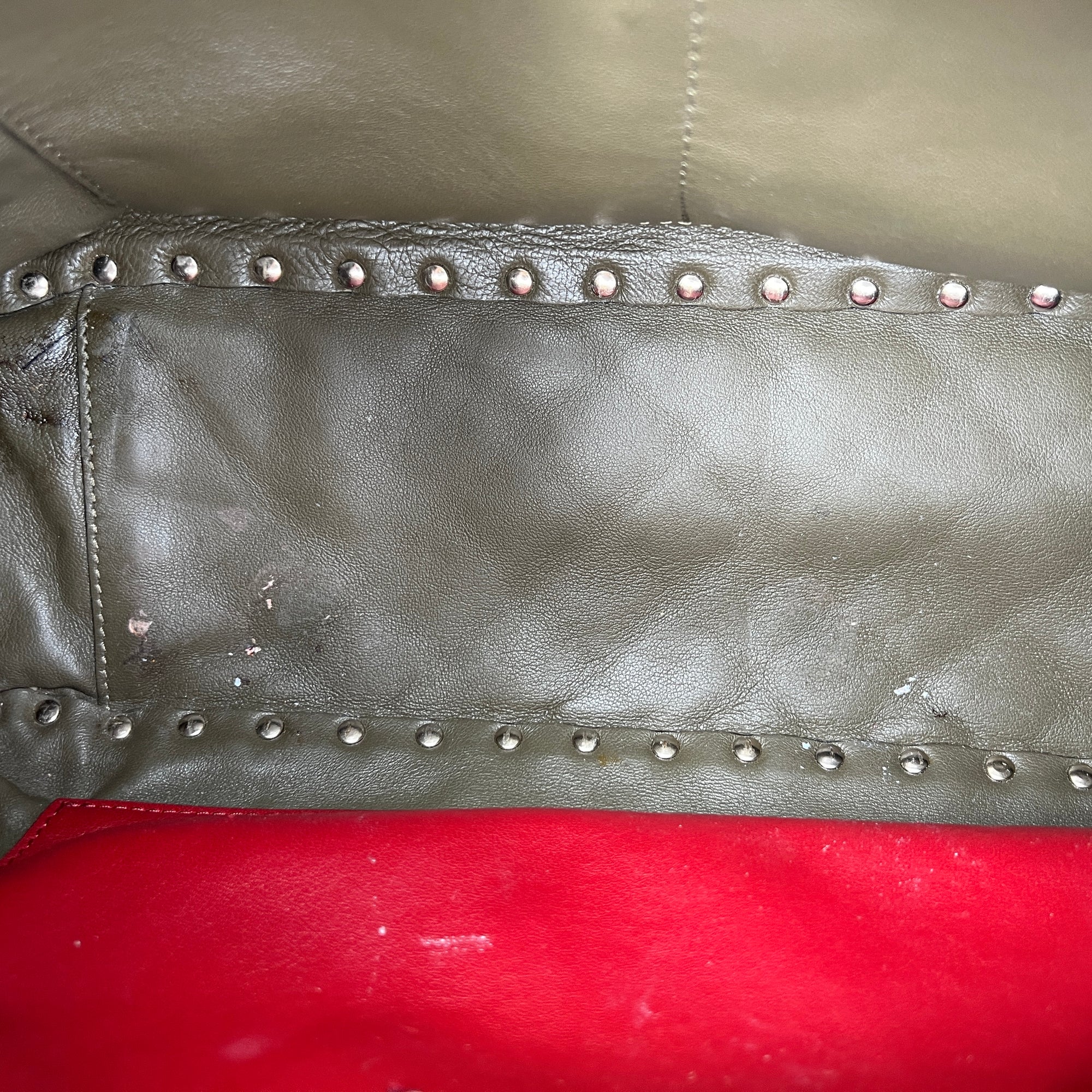 Rockstud Spike Green Shoulder Bag in Lambskin, Light Gold hardware