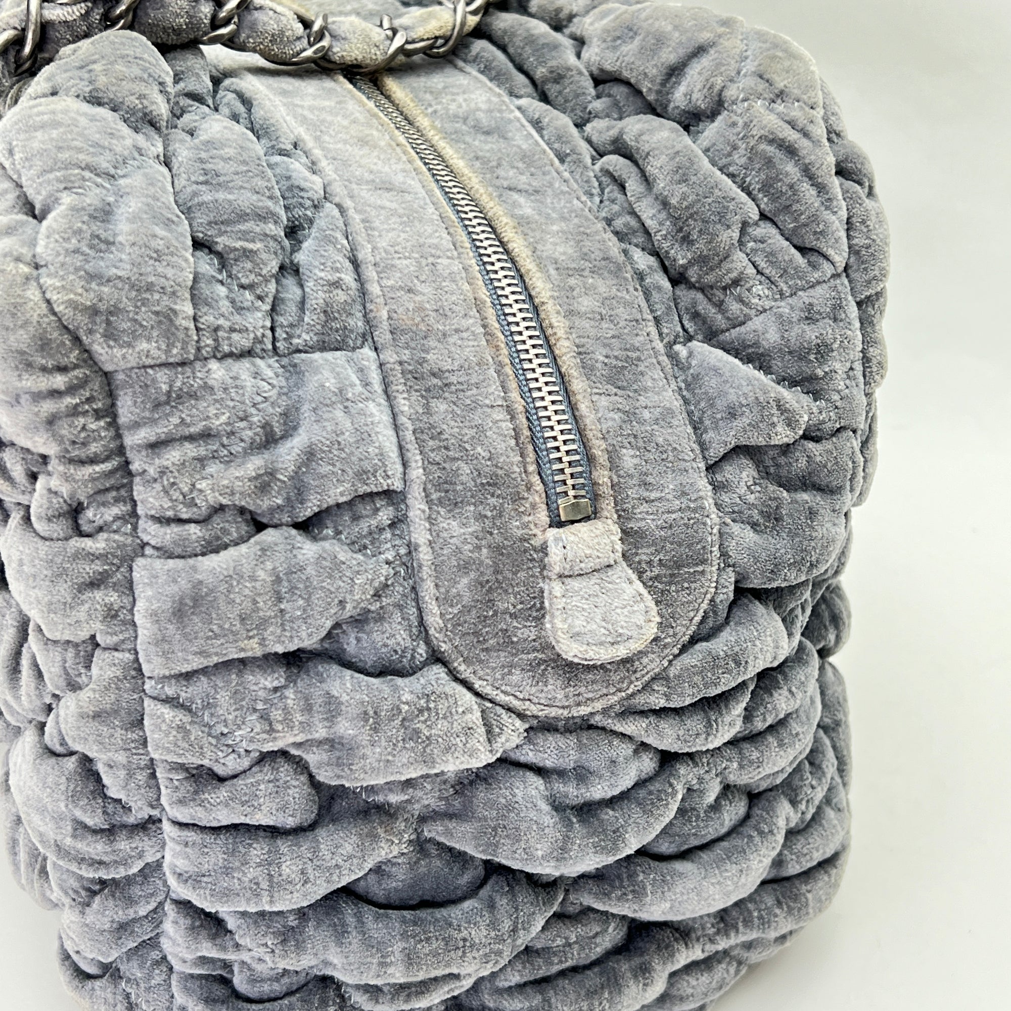 Quilted Grey Shoulder Bag in Velvet, Silver hardware