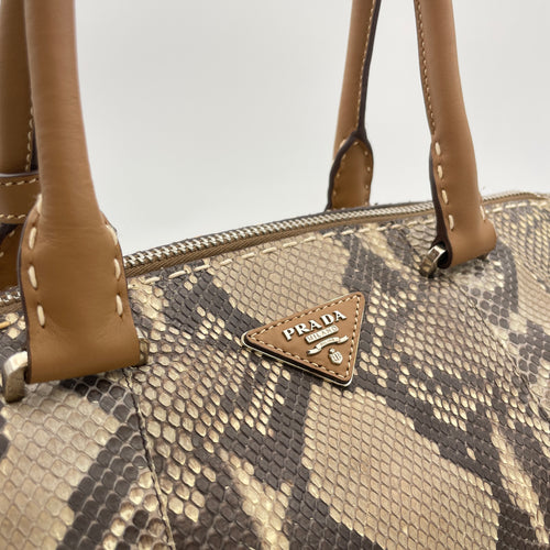 Shoulder Bag Beige Shoulder Bag in Python Leather, Silver hardware