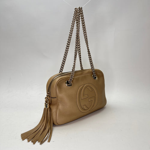 Soho Chain Beige Shoulder Bag in Calfskin, Light Gold hardware