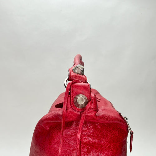 Giant Day Red Shoulder Bag in Distressed Leather, Gold hardware