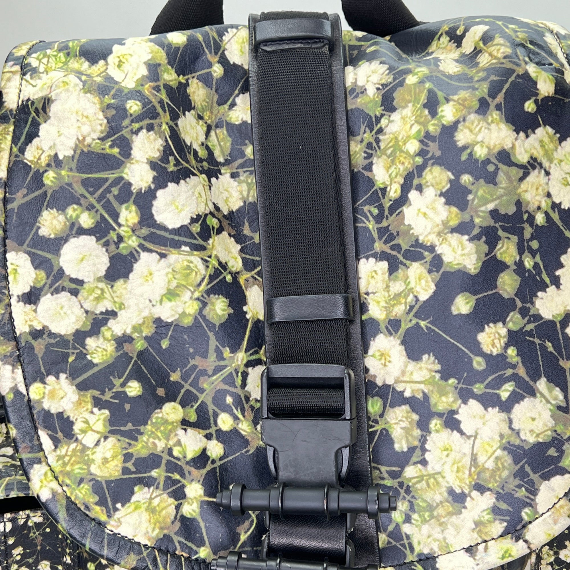 Floral Obsedia Multi-colour Backpack in Calfskin, Silver hardware