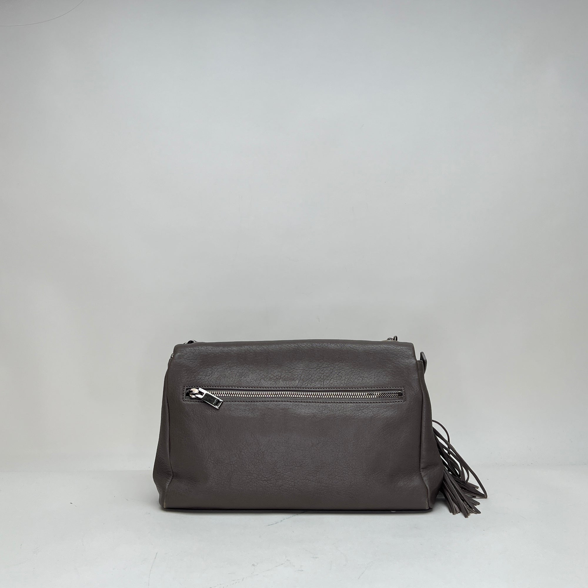 West Hollywood Medium Grey Shoulder Bag in Calfskin, Ruthenium hardware