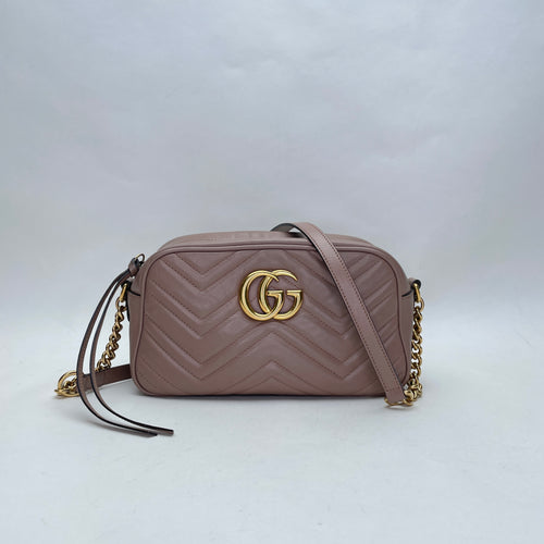 GG Marmont Small Pink Crossbody Bag in Calfskin, Gold hardware