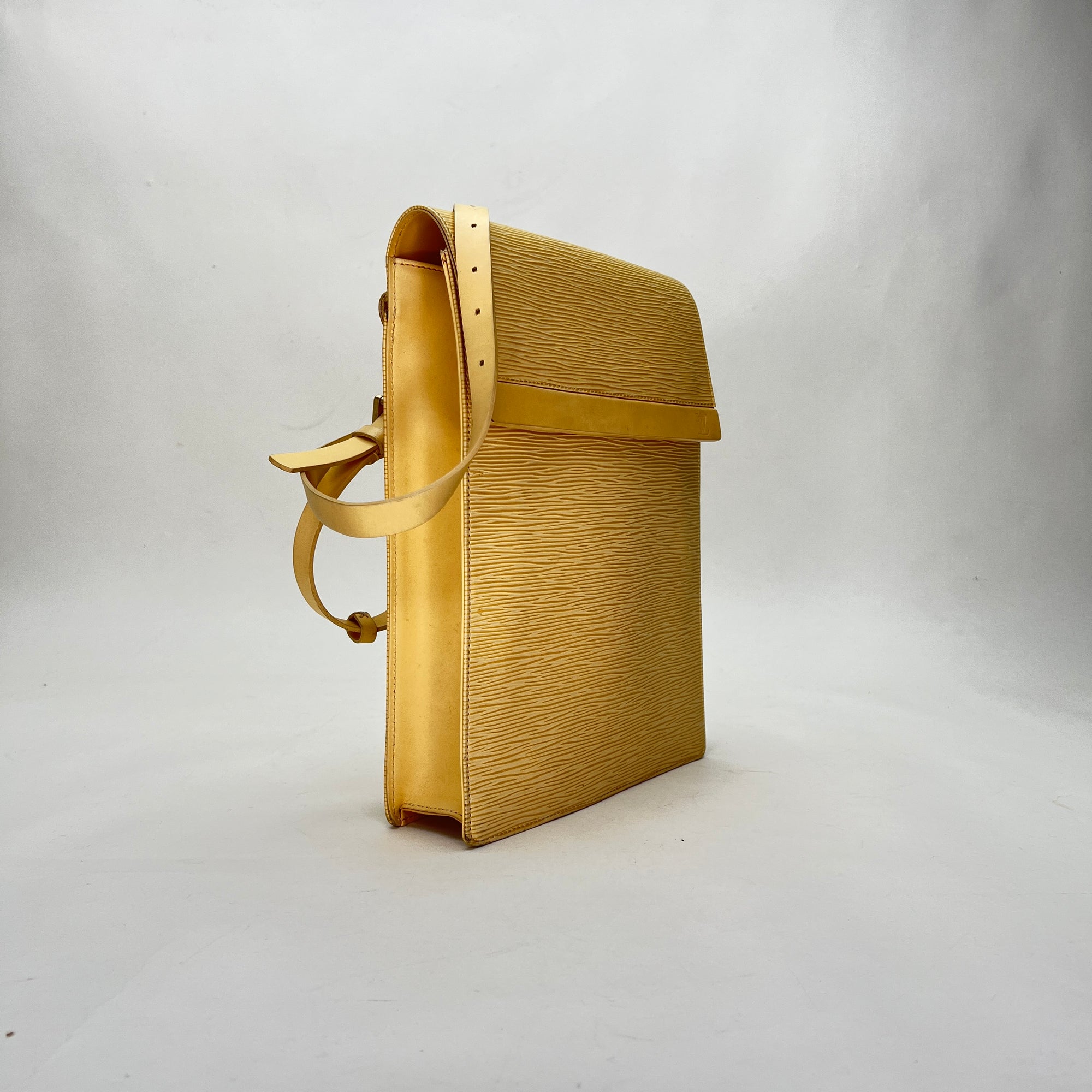 Ramatuelle Yellow Shoulder Bag in Epi Leather, Gold hardware