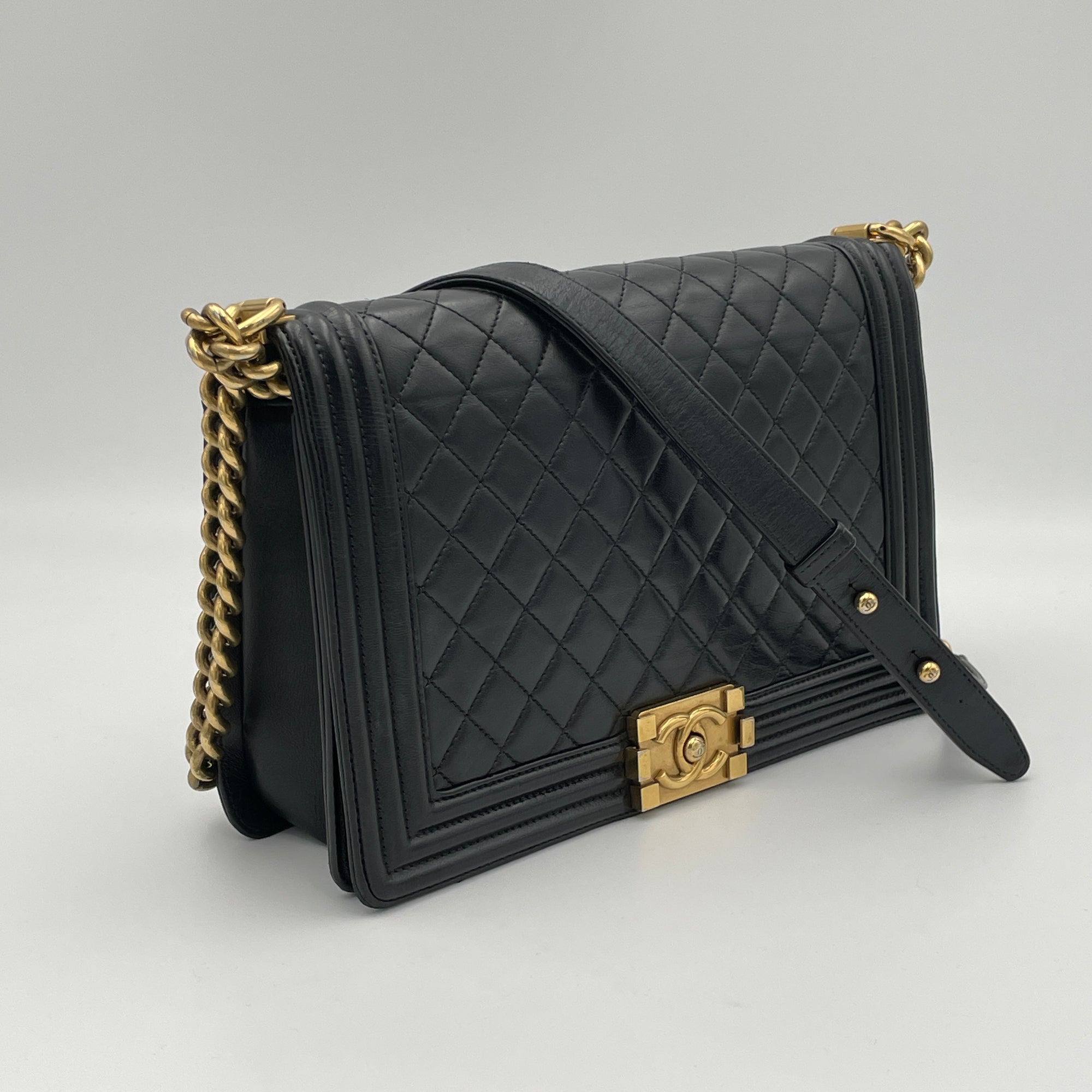 Boy Large Black Shoulder Bag in Lambskin, Gold hardware