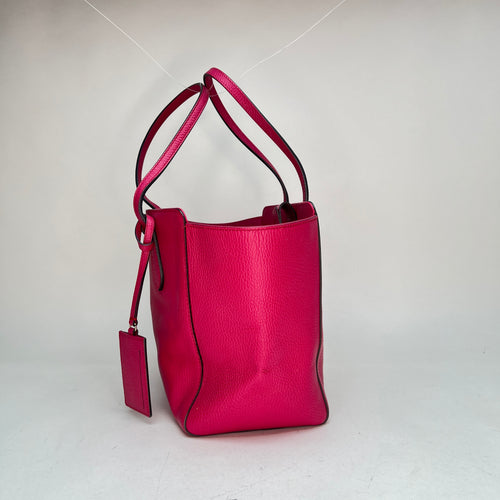 Shopping Pink Shoulder Bag in Calfskin, Gold hardware