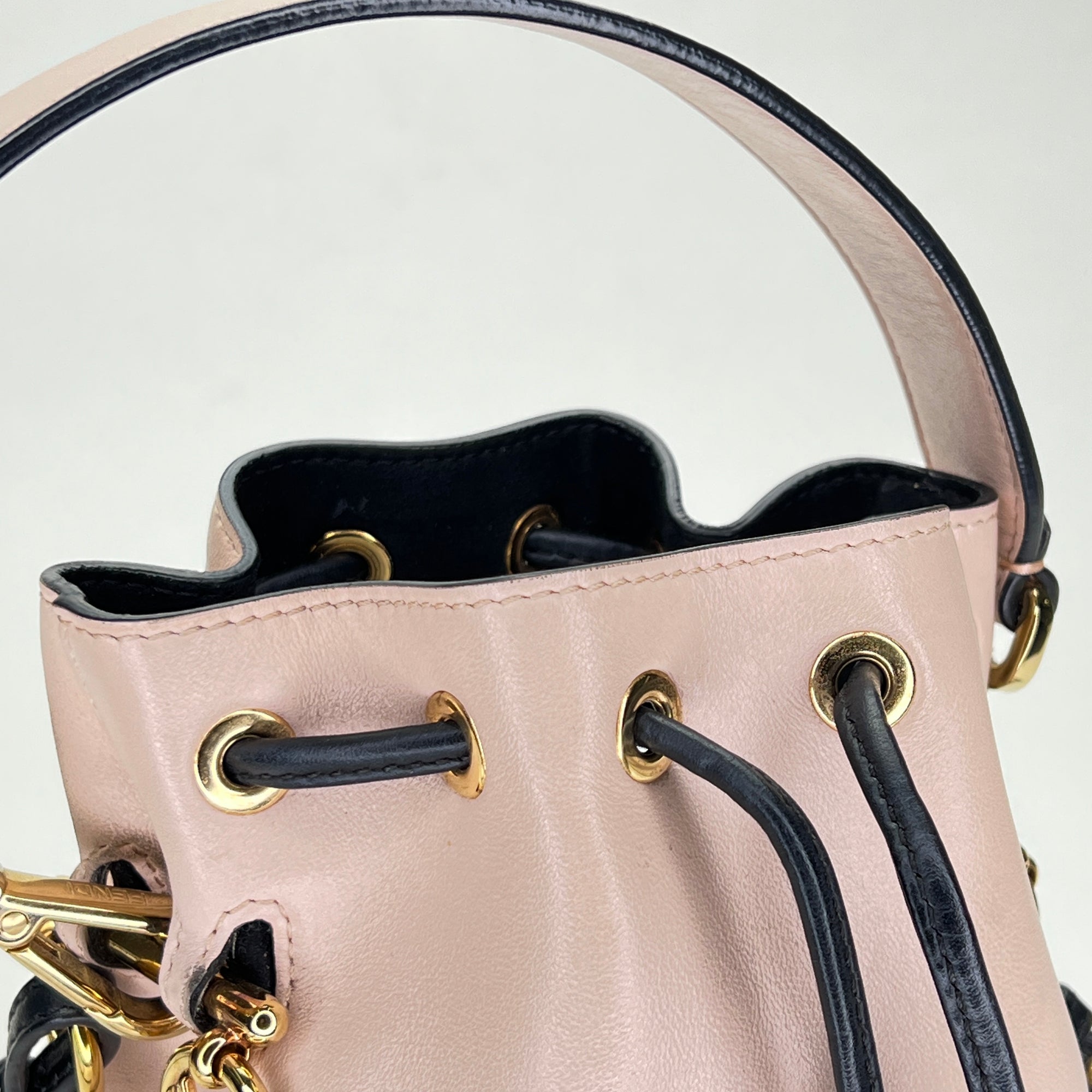 Mon Tresor Mini Pink Bucket Bag in Calfskin, Gold hardware