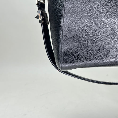 Antigona Small Black Top Handle Bag in Calfskin, Silver hardware