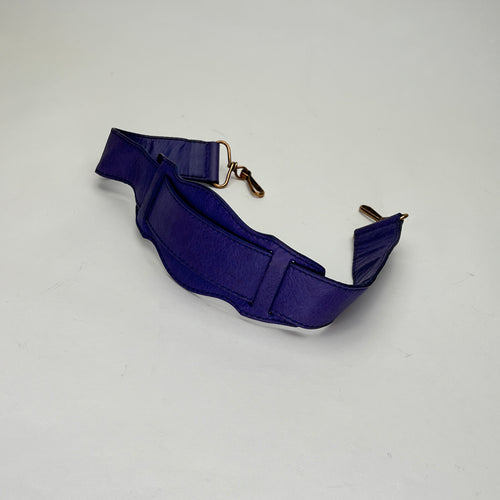 Medium City Medium Purple Shoulder Bag in Lambskin, Gold hardware