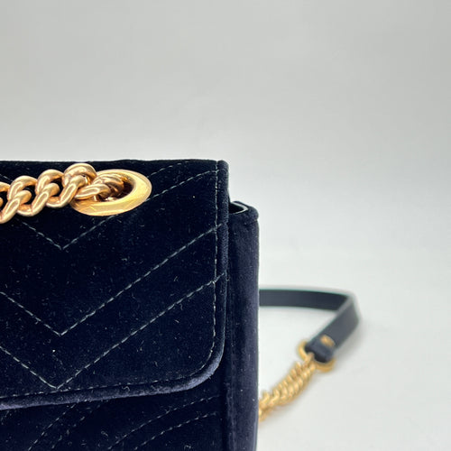 GG Marmont Mini Black Shoulder Bag in Velvet, Gold hardware